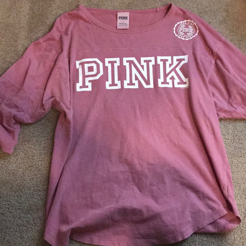vs pink t